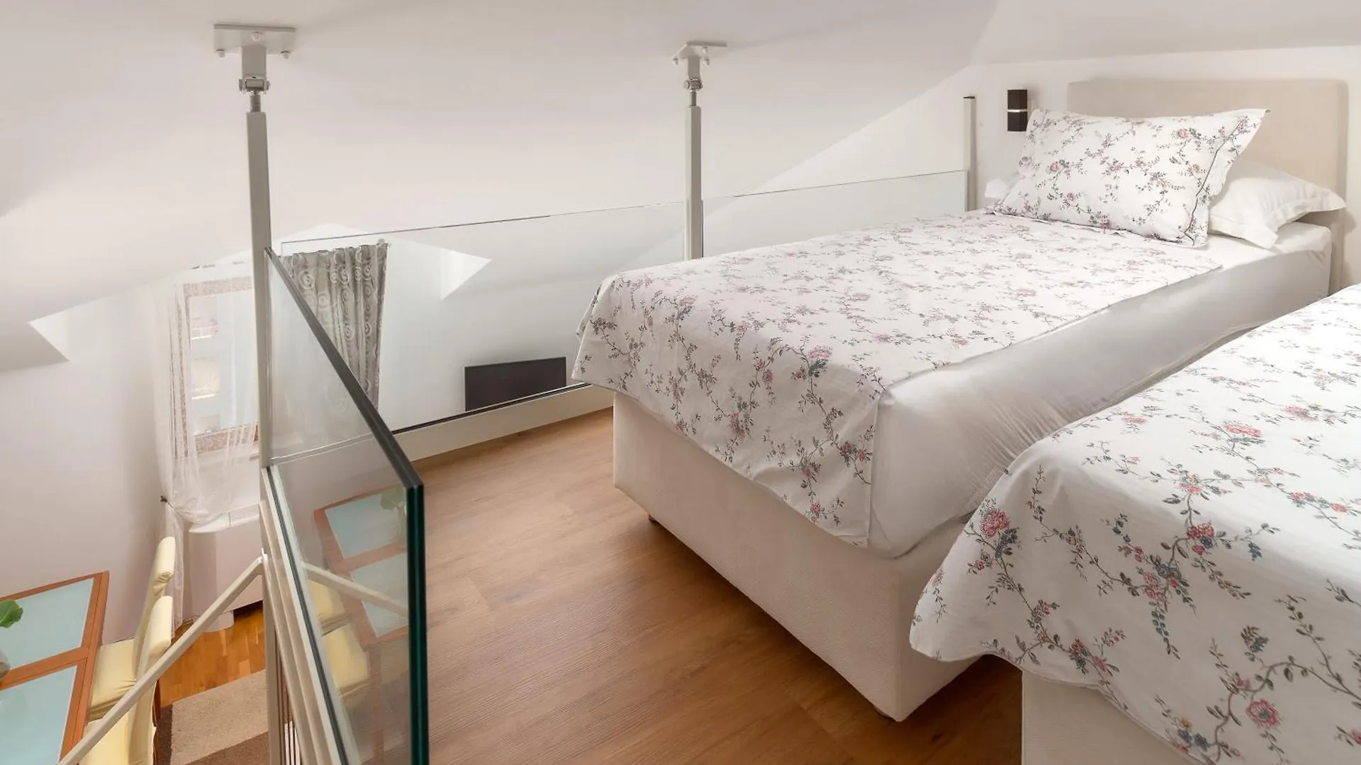 Villa Znjan - Sea View Apartman スプリト ベッド・アンド・ブレックファスト